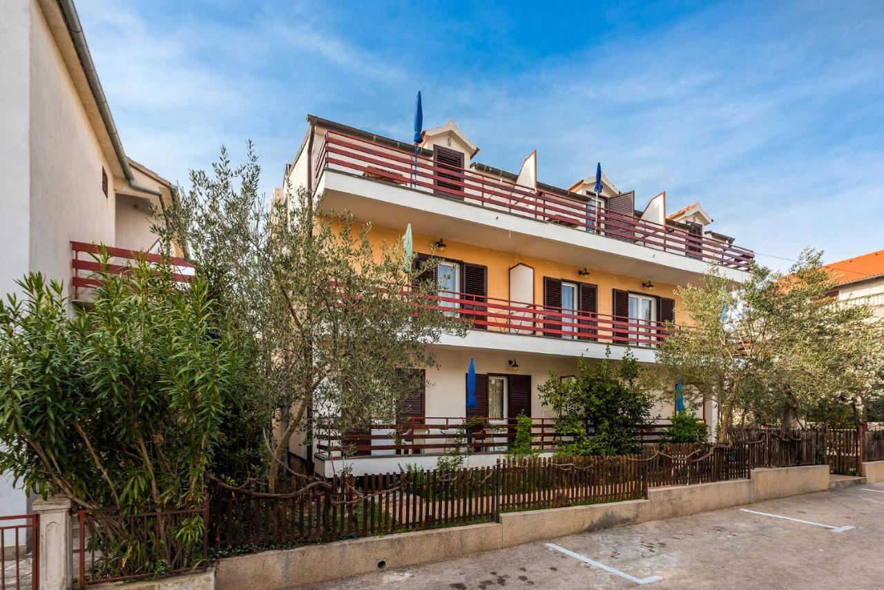 Apartments Boris Vodice Exterior foto